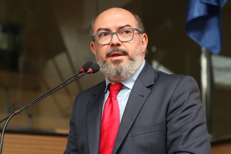 Ministério Público pede afastamento do Secretário de Saúde do Recife
