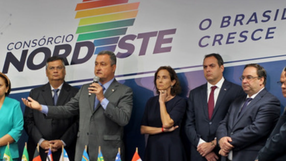 Governadores do Nordeste culpam Bolsonaro por investigações do Covidão