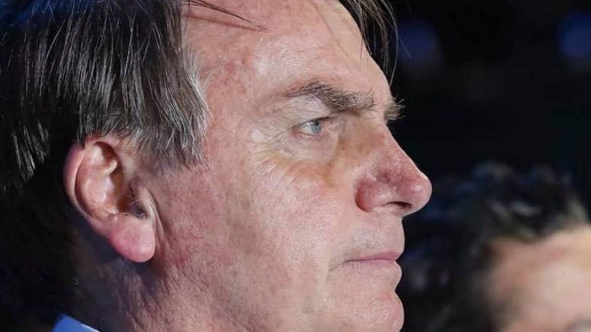 Jair Bolsonaro vai tomar medidas legais para proteger bolsonaristas perseguidos