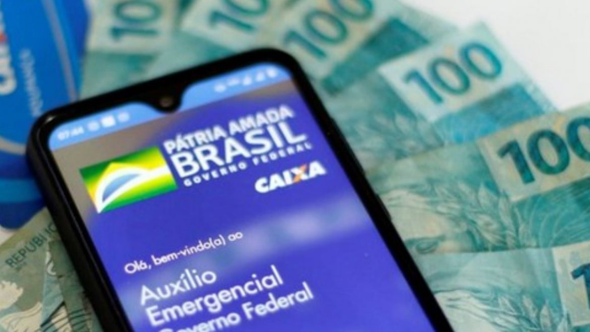 9.4 mil servidores de Pernambuco receberam auxílio emergencial irregularmente