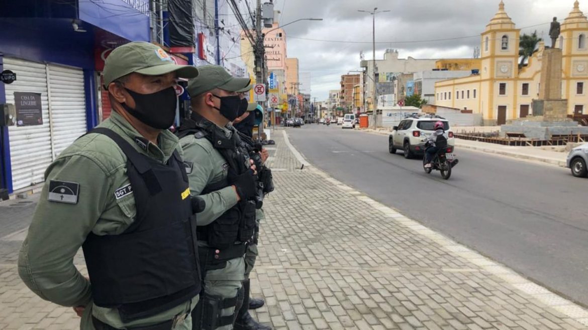 Lockdown mobilizou 368 policiais e bombeiros em Caruaru e Bezerros