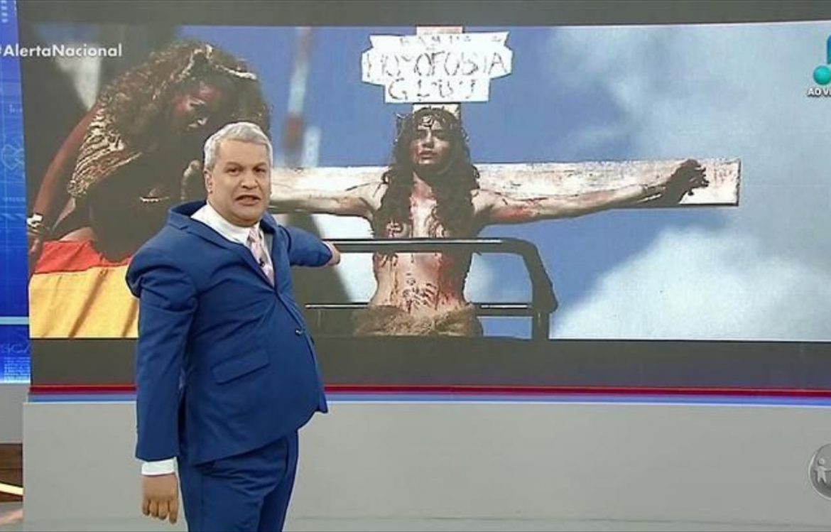 Sikêra Jr é condenado a pagar R$30 mil a artista que encenou Jesus Trans