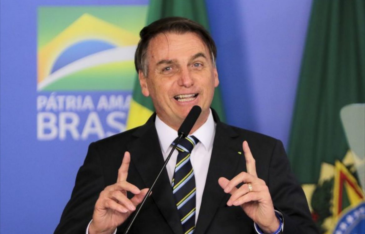 Bolsonaro corta  60% da verba publicitária do governo para a Rede Globo