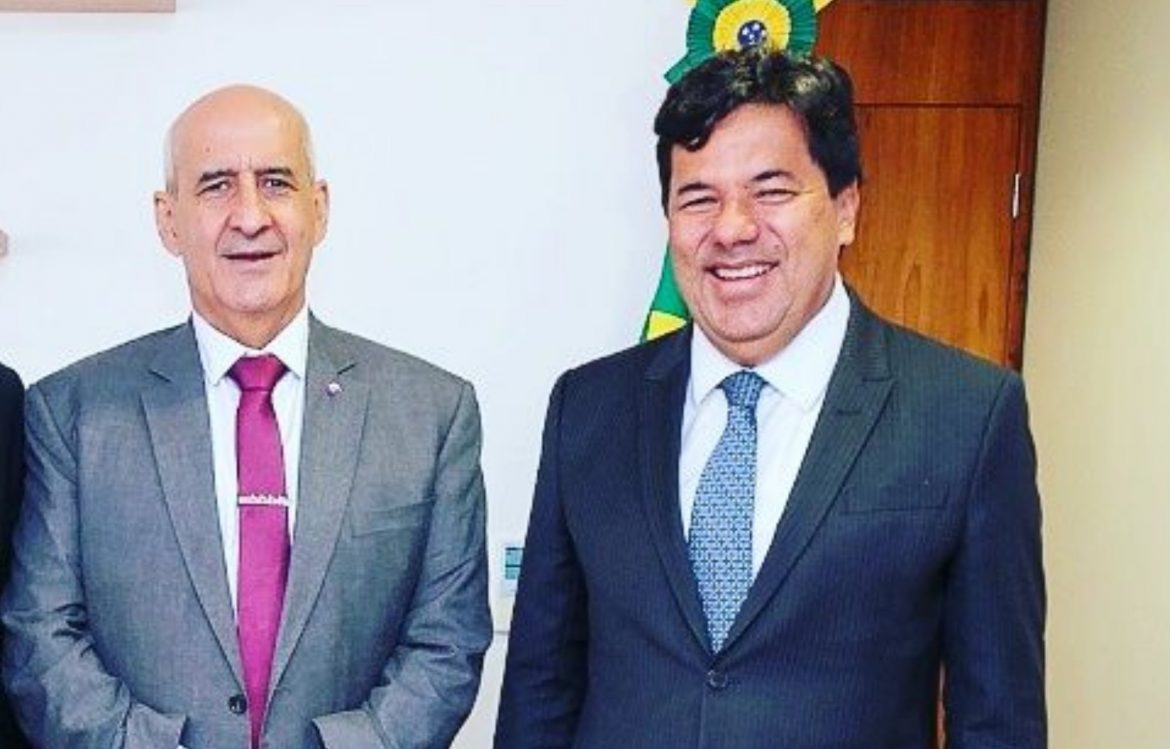 Mendonça pede ao general Ramos apoio do Governo Bolsonaro a projetos para o Recife