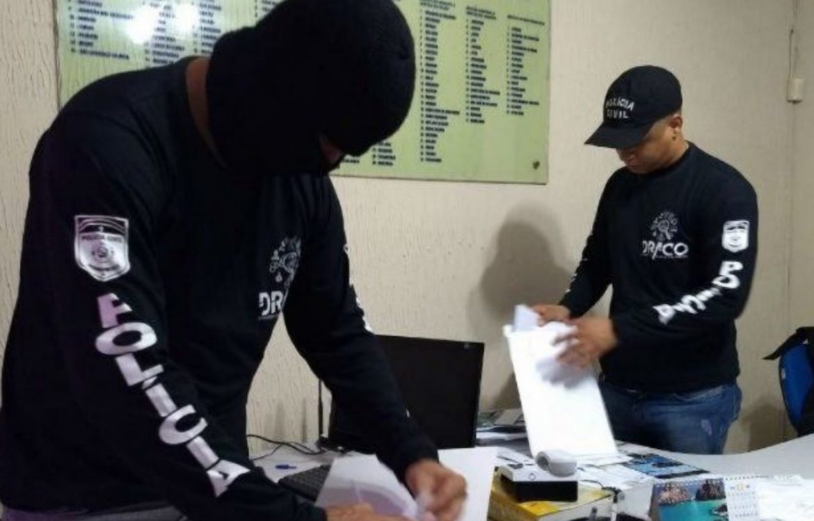 Polícia Civil de Pernambuco faz operação contra quadrilha que fraudava licitações