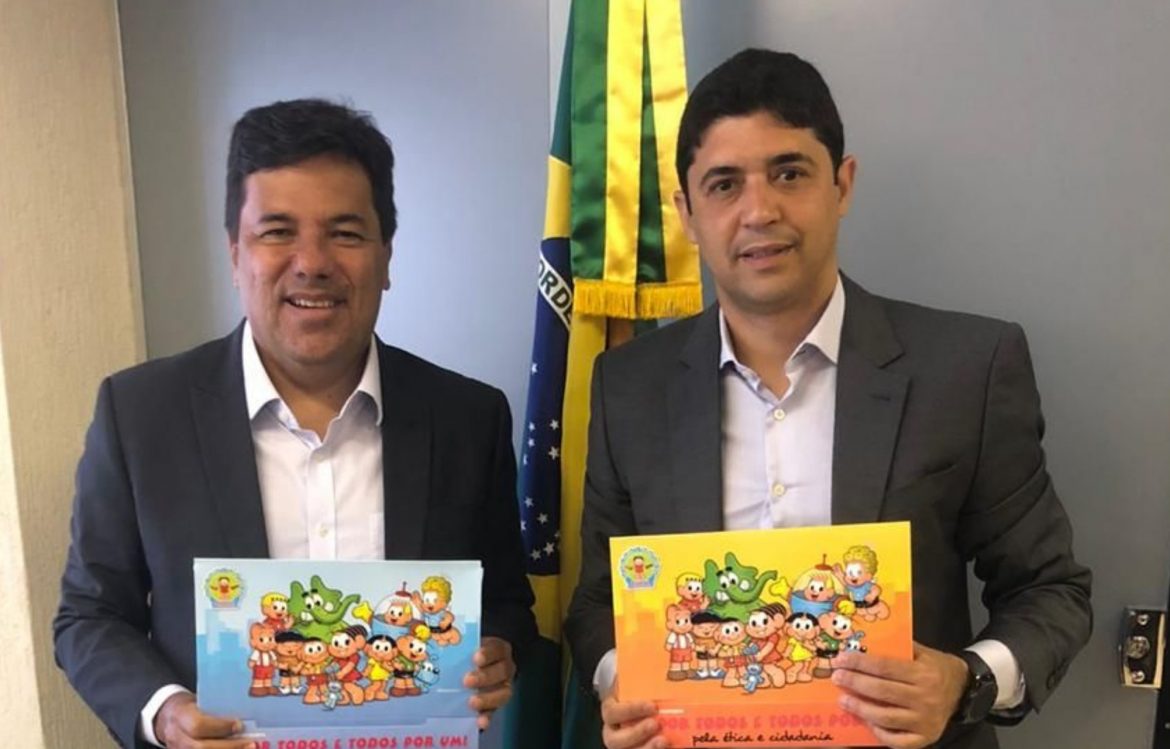 Mendonça apresenta projeto contra a corrupção ao ministro da Transparência de Bolsonaro