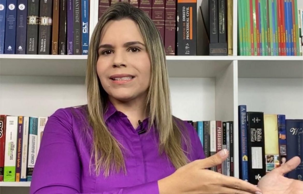 Clarissa Tércio alerta sobre imposição da ideologia de gênero nas escolas