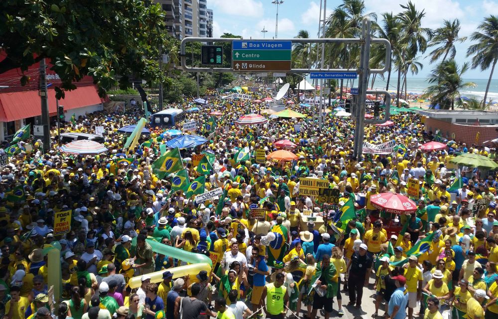 10 movimentos de direita do Recife defendem voto NULO no 2° turno