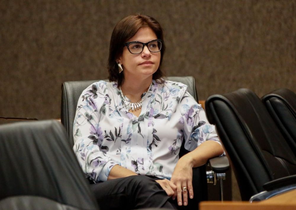 Priscila questiona aquisição de imóveis pela Prefeitura do Recife por mais de R$ 43 milhões