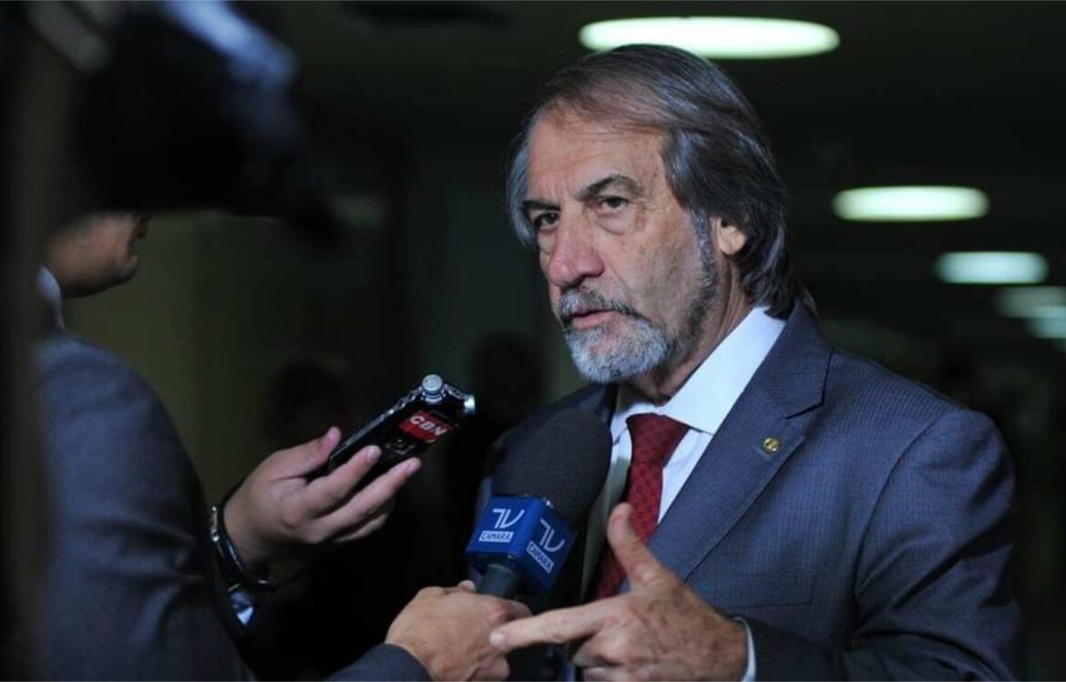 Morre o ex-deputado Carlos Eduardo Cadoca