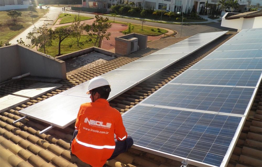 Insole inova e se transforma na primeira clean-fintech de energia solar do país