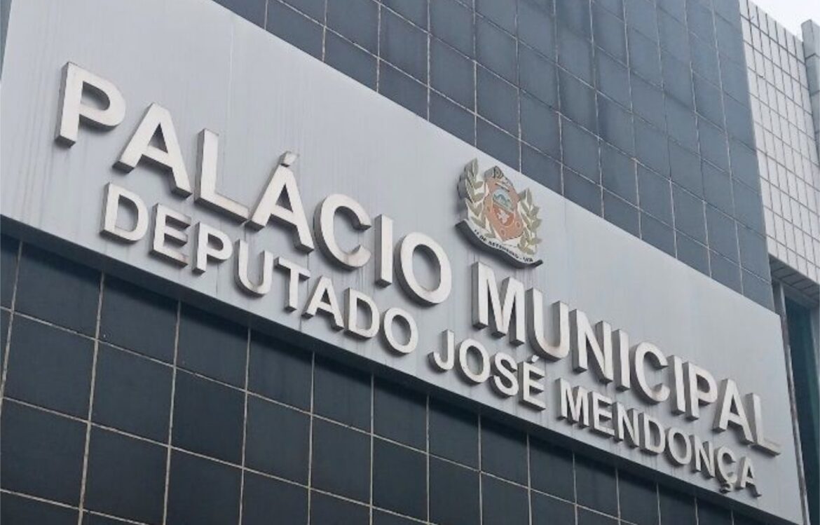 Prefeitura de Belo Jardim encontra rombo de R$34 milhões com Celpe, folha salarial e fornecedores