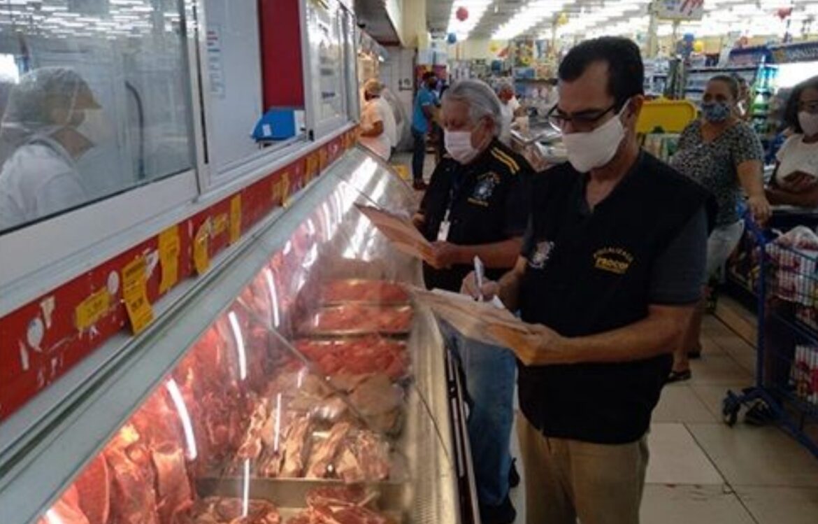 Procon-PE aponta supermercados que vendem carne mais barata na Grande Recife