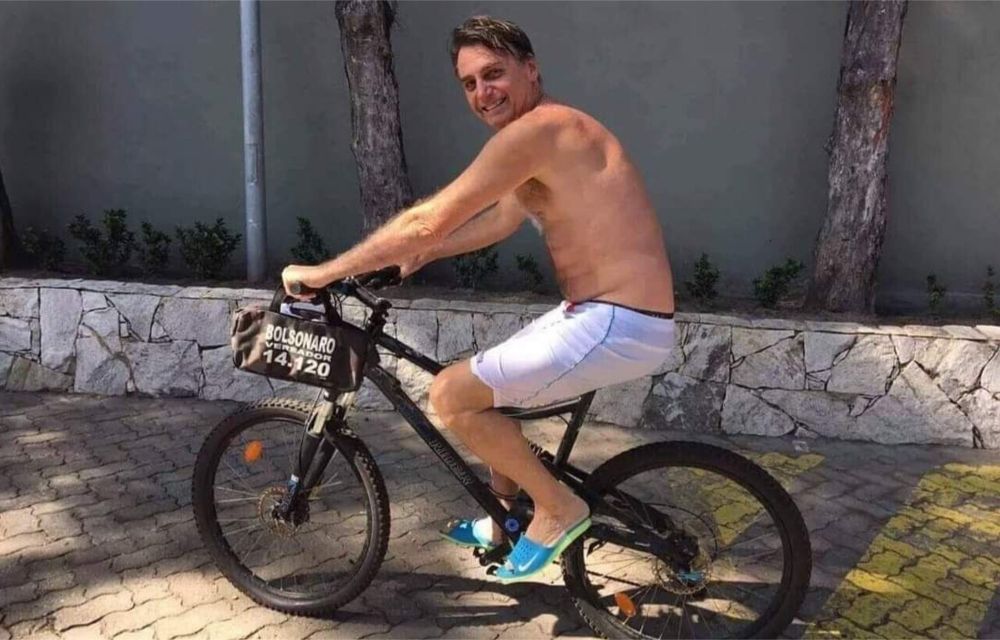 Bolsonaro anuncia redução no imposto de importação de bicicletas