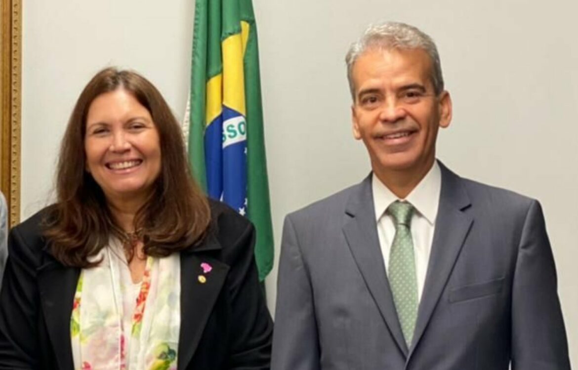 Alberto Feitosa vai a Brasília buscar recursos para Pernambuco