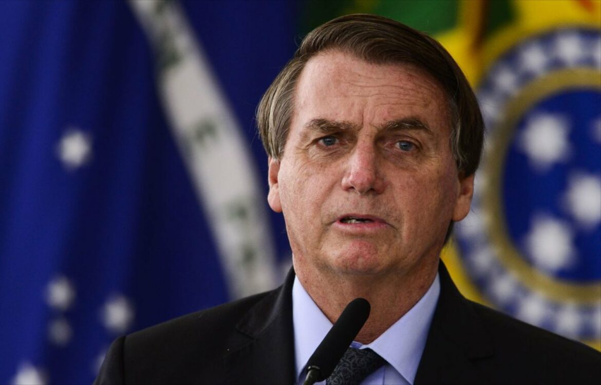Programa de redução de jornadas será renovado, diz Bolsonaro