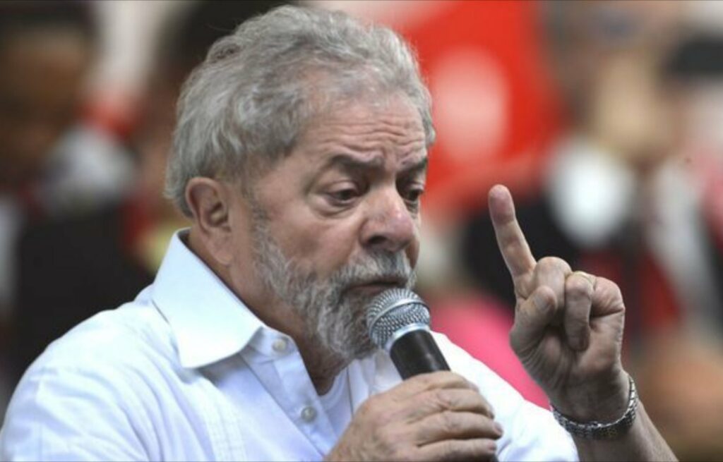 Volta de Lula seria um perigo para a Democracia brasileira