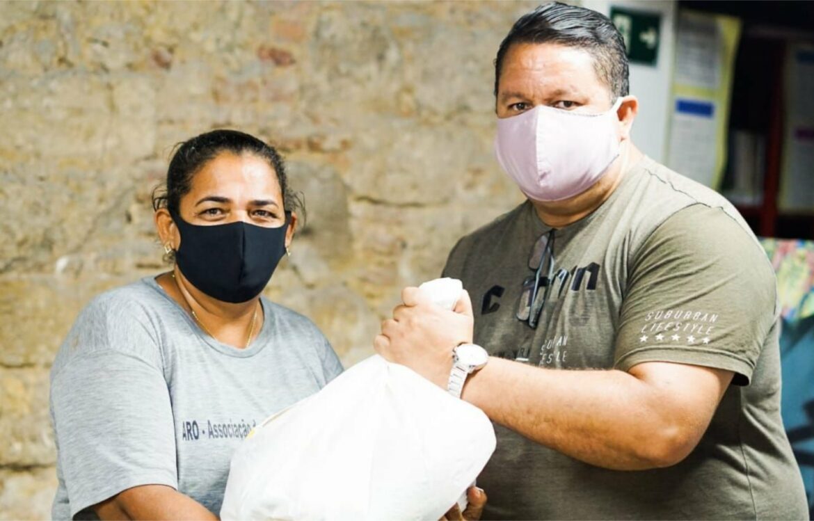 Projeto Olinda Solidária já distribuiu mais de uma tonelada de alimentos e produtos de higiene
