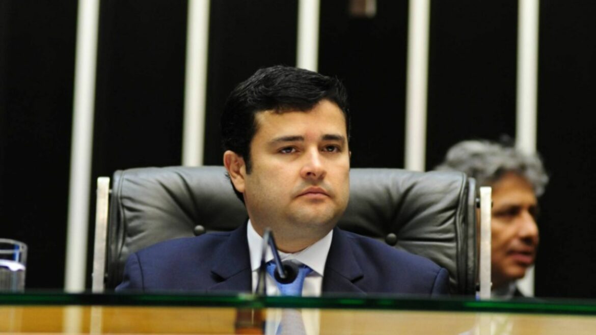 “Auxílio Brasil é uma boa oportunidade para ampliar Bolsa Família e promover justiça social”, avalia Eduardo da Fonte