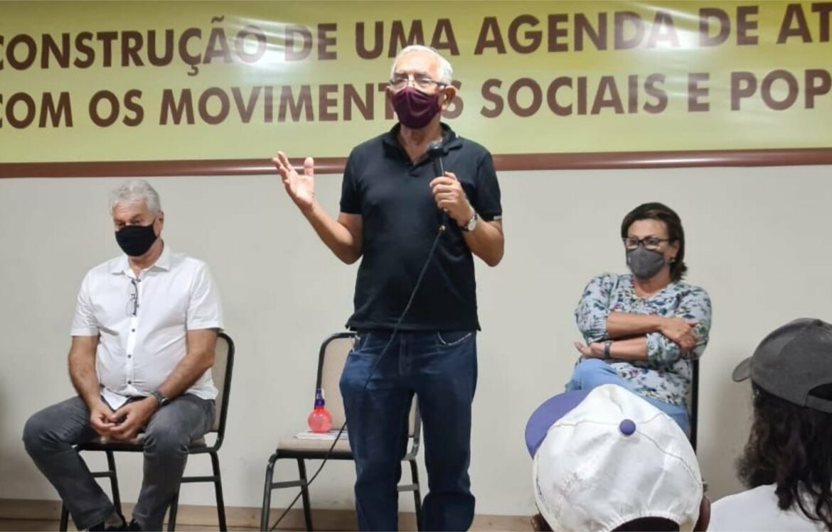 Yves Ribeiro se reuniu com movimentos sociais na manhã desta quinta-feira
