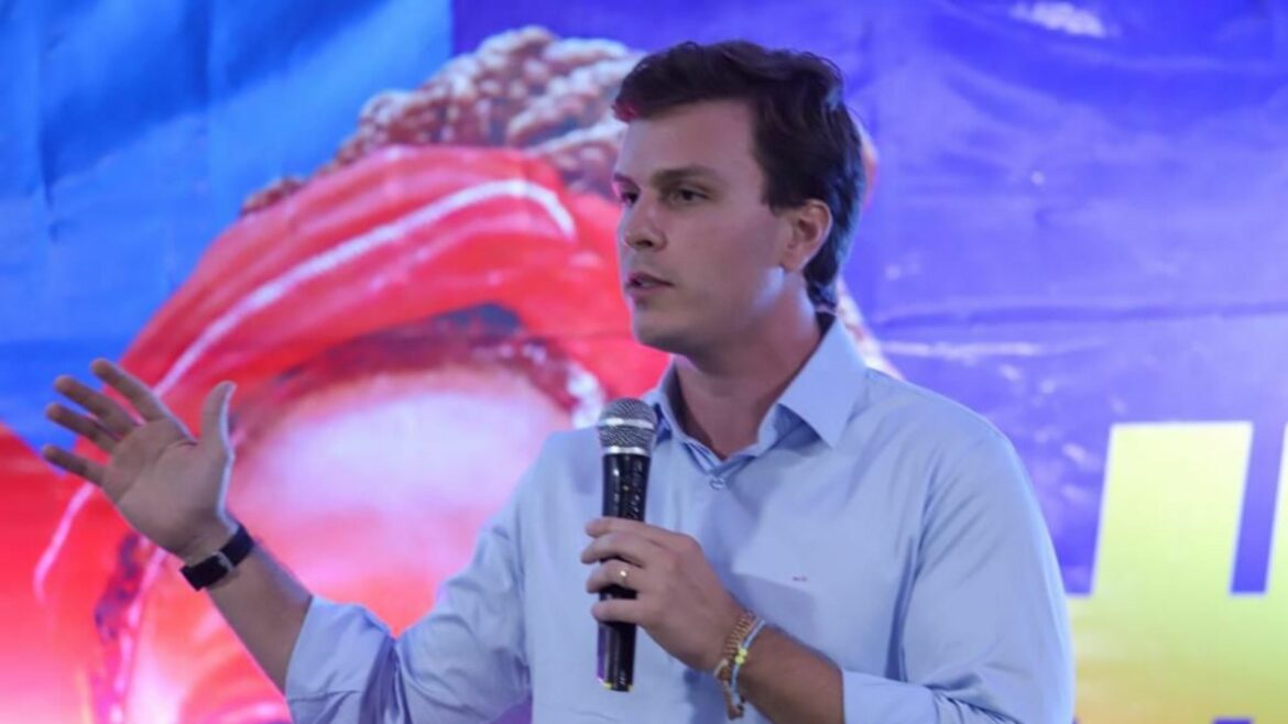 Em Belo Jardim, Miguel Coelho cobra Governo do Estado: “não podemos aceitar que Pernambuco seja campeão de desemprego”