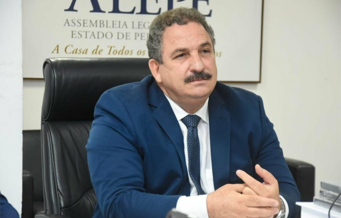 Alepe comunica prefeitos sobre nova prorrogação do estado de calamidade pública