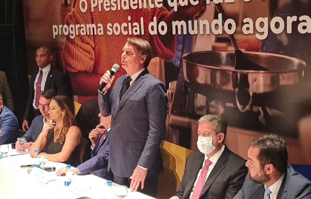 Bolsonaro se filiou ao PL em grande evento nessa terça-feira