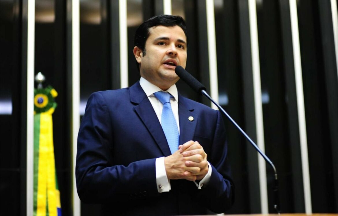 Eduardo da Fonte comemora aprovação da PEC dos Precatórios para custeio do Auxílio Brasil de R$ 400