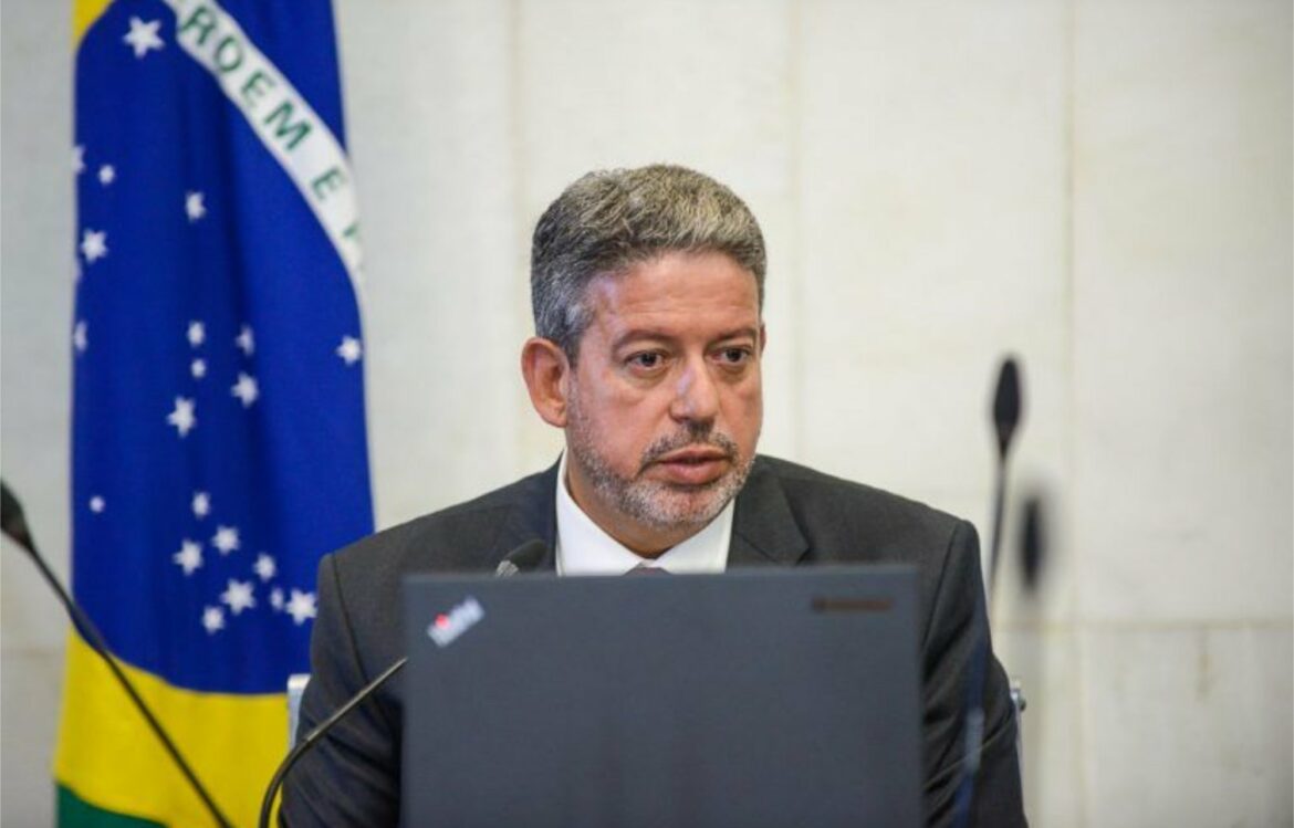 Lira: “Não haverá resistência na Câmara em transformar o Auxílio Brasil em benefício permanente”