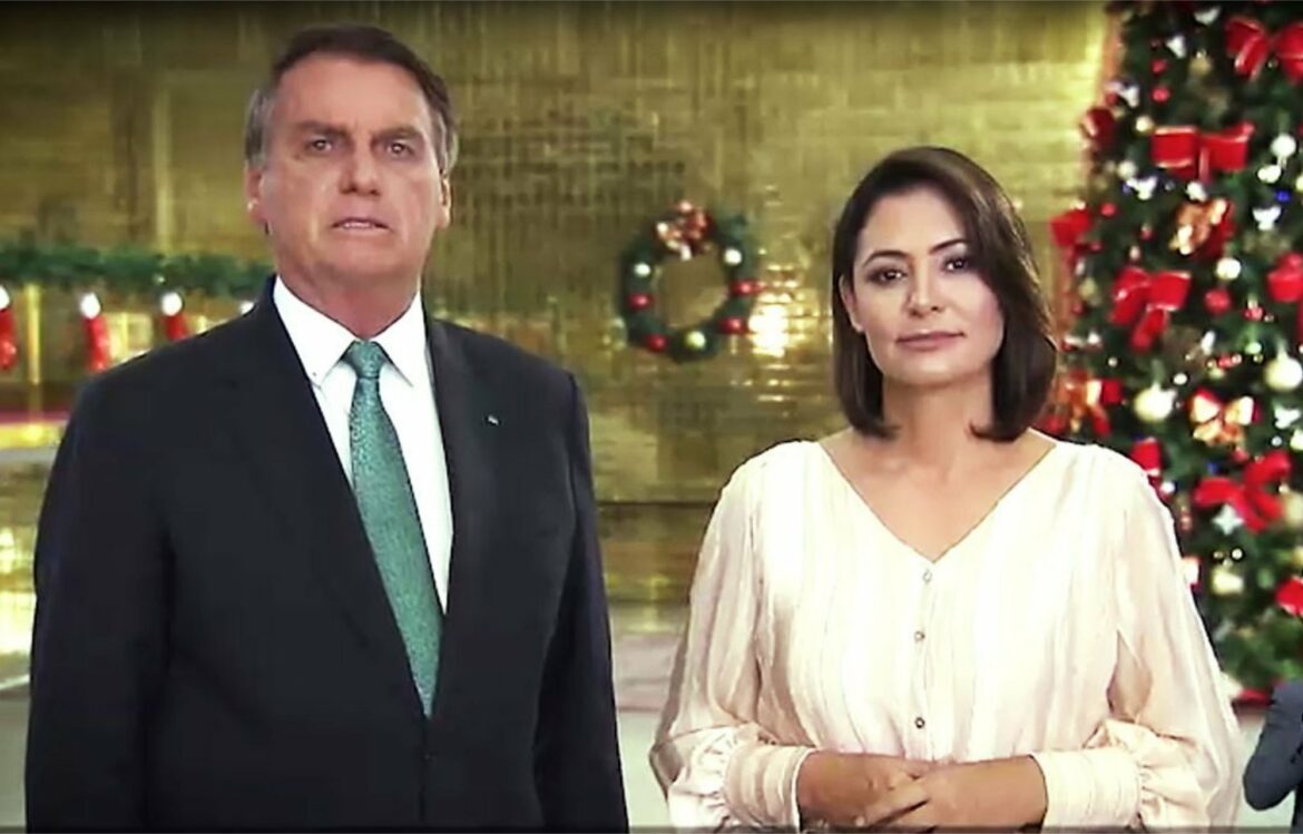 Bolsonaro fez pronunciamento de fim de ano em rede nacional de rádio e TV