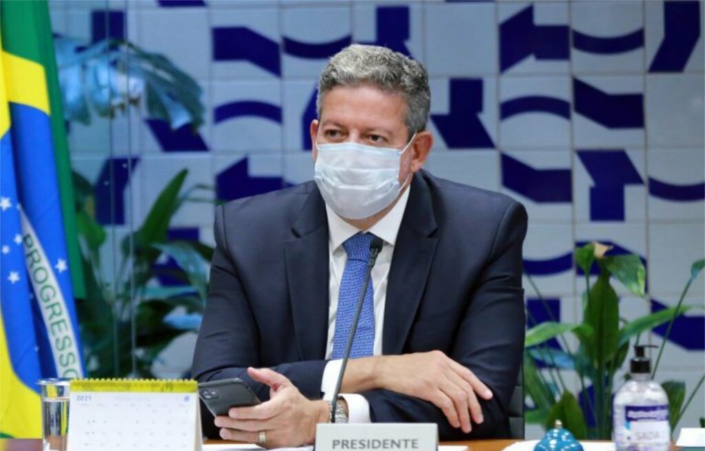 Arthur Lira defende fundo emergencial para catástrofes no Brasil