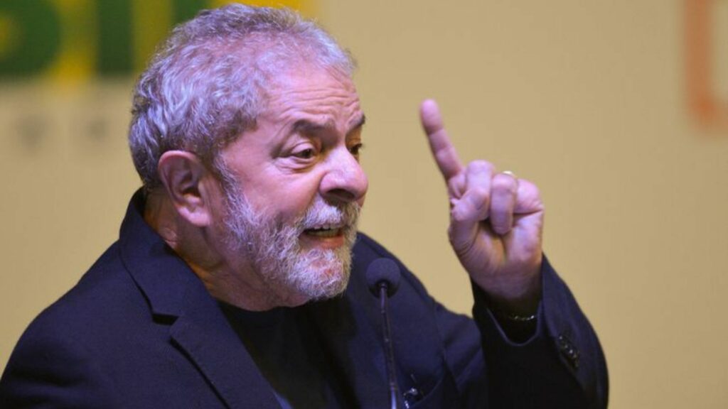 Justiça Federal arquiva caso do triplex contra ex-presidente Lula; caso prescreveu
