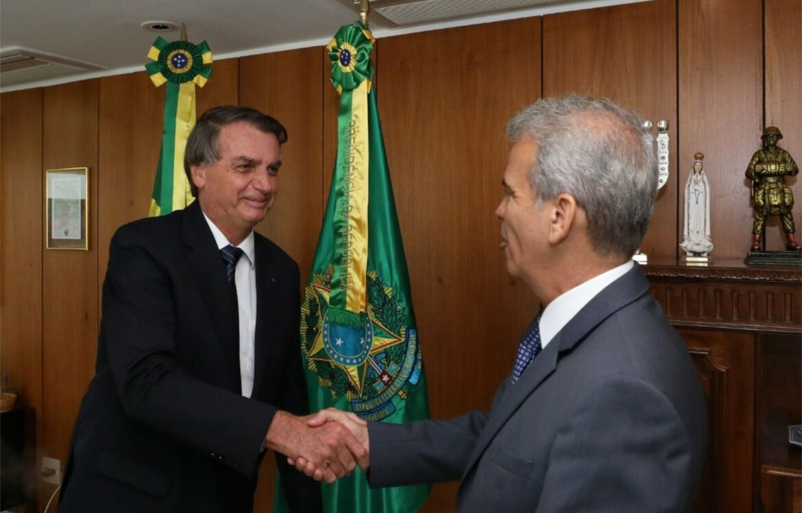 Alberto Feitosa se reúne com Bolsonaro para discutir vinda a Pernambuco nos próximos 30 dias