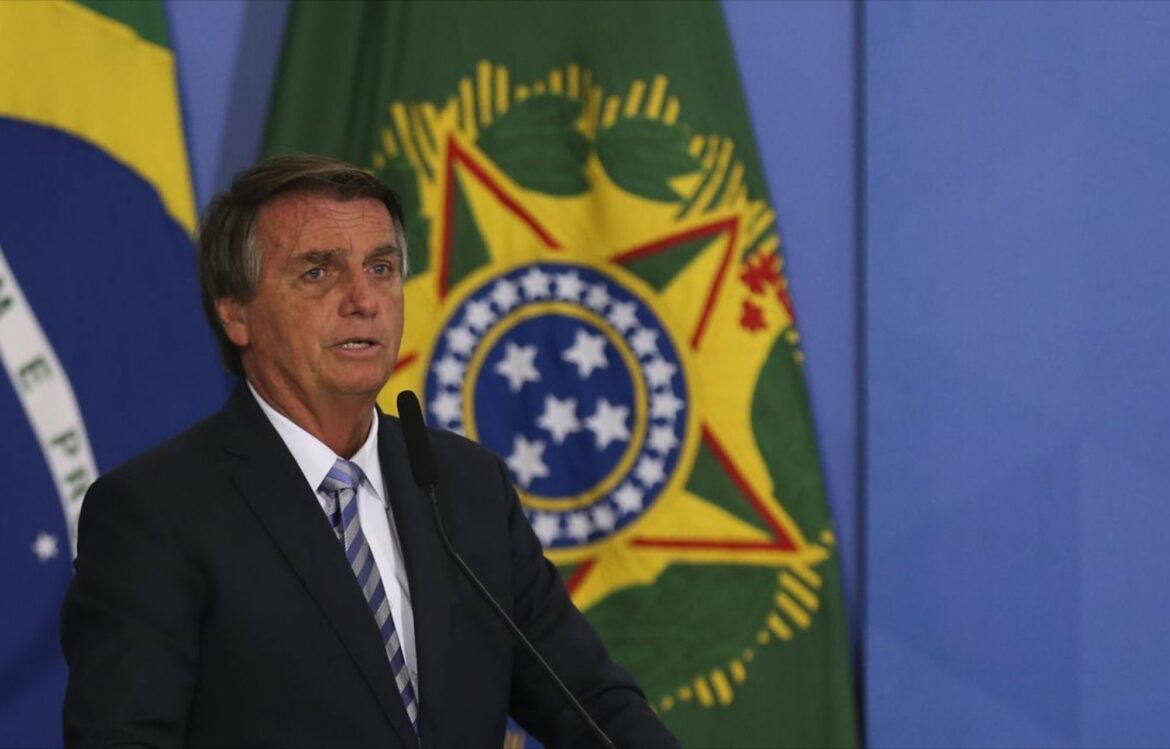 Bolsonaro sanciona hoje PL da cobrança única de ICMS de combustível