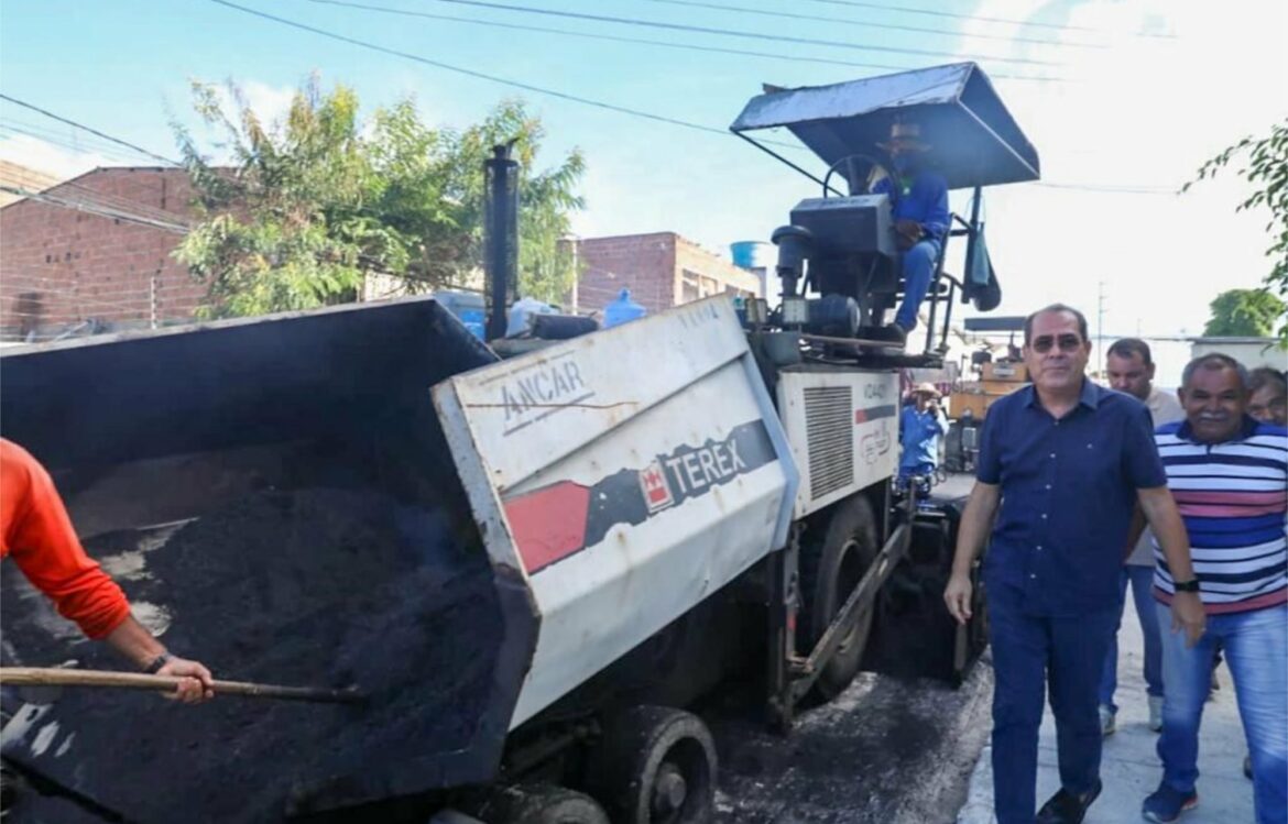 Após tomar posse, prefeito Luiz Medeiros vistoria obras no Jaboatão dos Guararapes