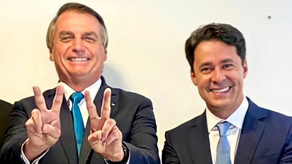 Apoio de Bolsonaro começa a levantar nome de Anderson Ferreira