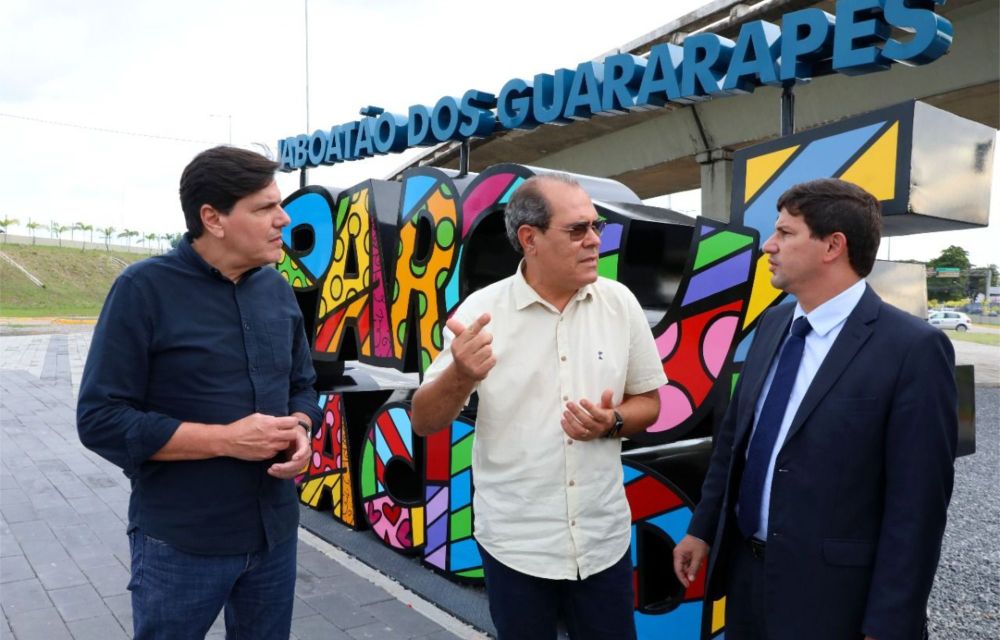 Ministro do Turismo faz visita técnica a Jaboatão com prefeito Mano