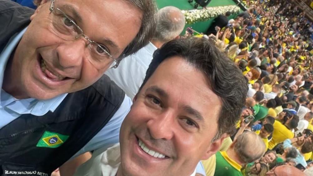 Anderson e Gilson são ovacionados ao lado de Bolsonaro na convenção nacional do PL