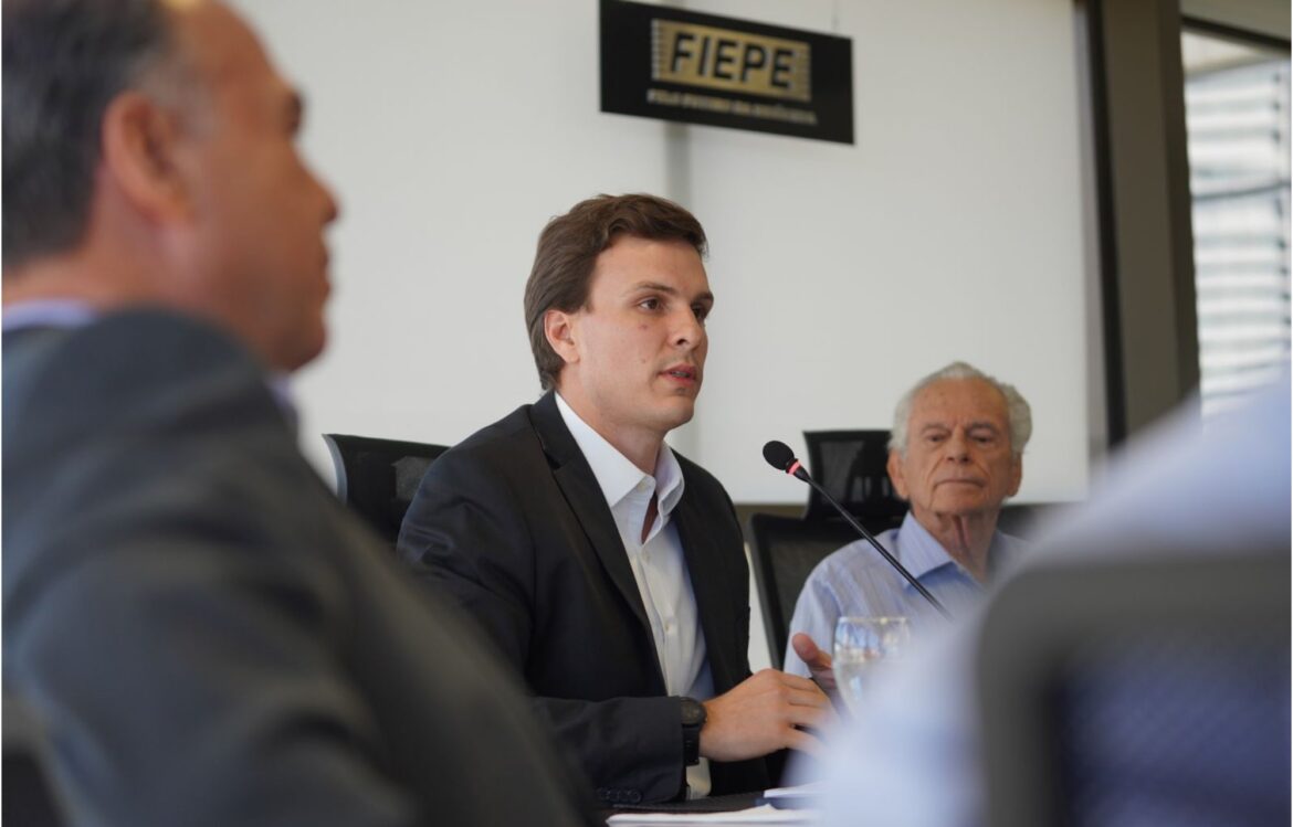 Miguel Coelho visita a Fiepe e afirma que vai liderar a recuperação econômica de Pernambuco
