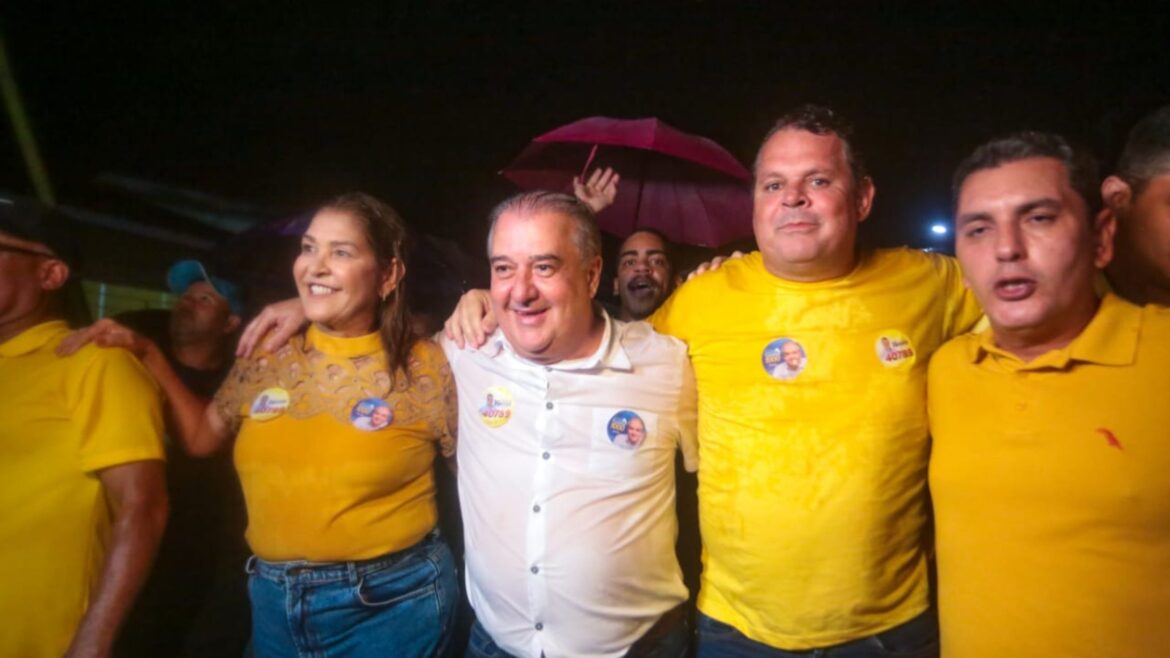 Augusto Coutinho recebe apoio de Isabel e France Hacker em Rio Formoso