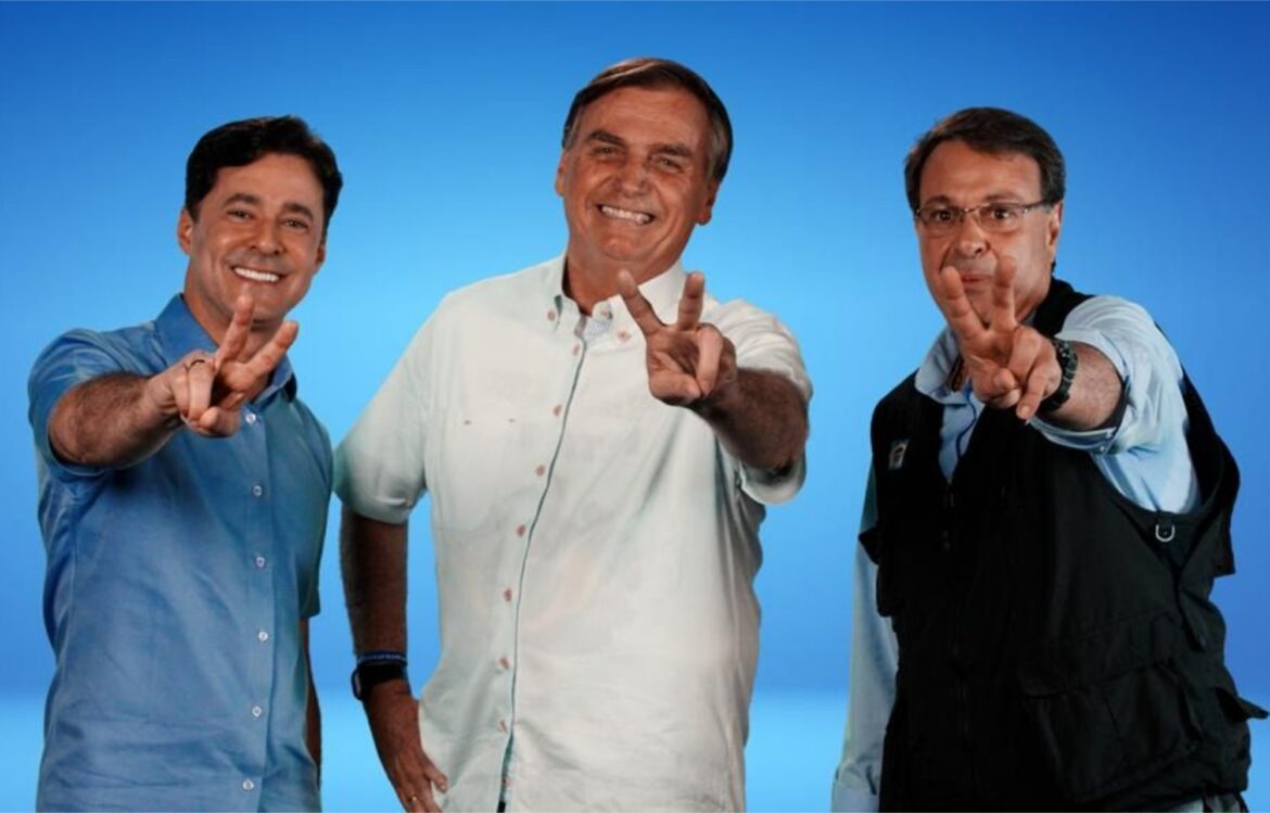 Bolsonaro grava peça pedindo voto para Anderson e para Gilson em Pernambuco