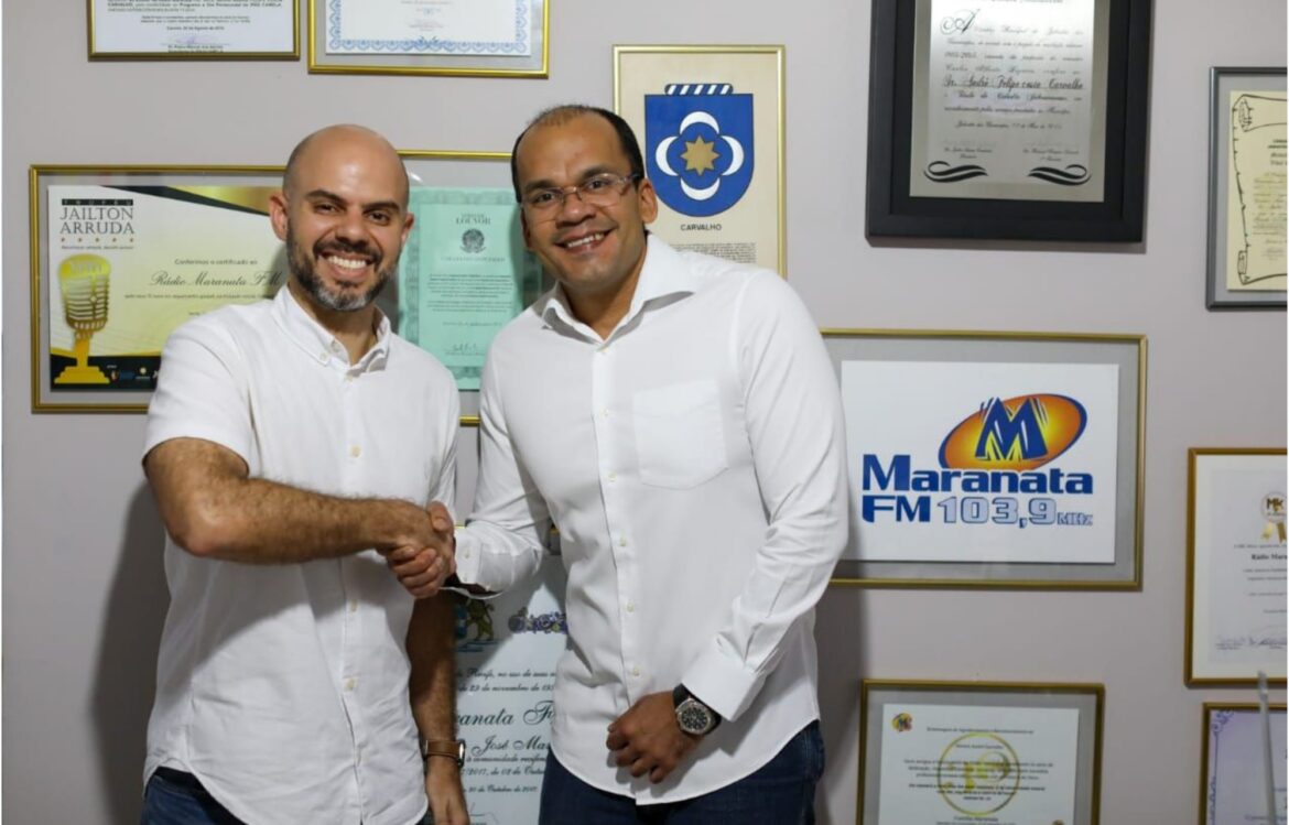 Deputado Romero Sales Filho recebe apoio do diretor da Rádio Maranata, André Carvalho
