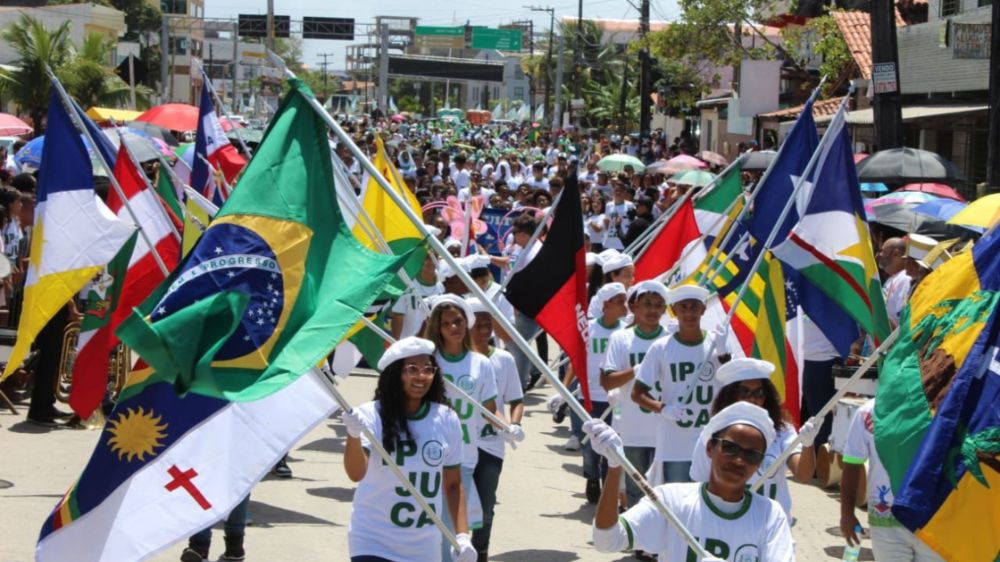 Alunos da rede municipal marcam presença no Desfile Cívico de Porto de Galinhas e Serrambi