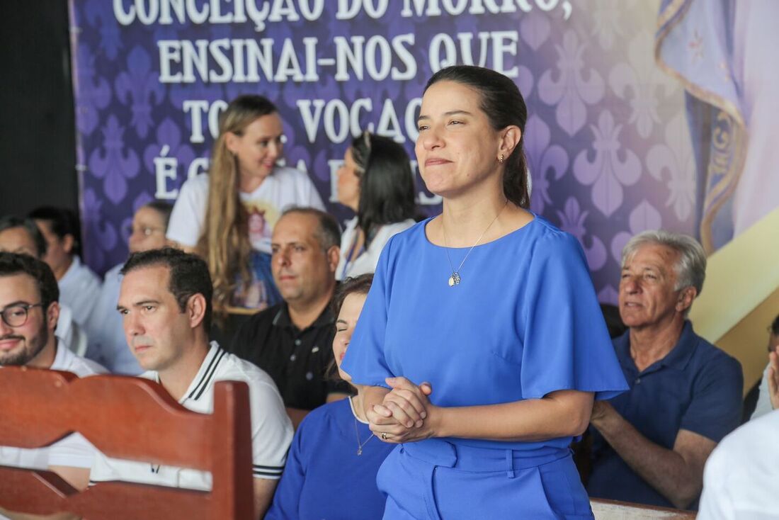 Raquel Lyra participa da Santa Missa no Santuário do Morro da Conceição