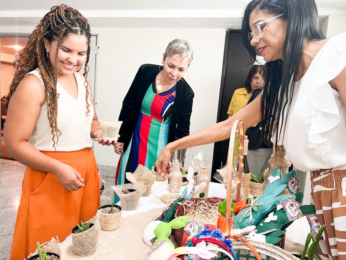 Feirinha de Páscoa da Funase movimenta bairro dos Aflitos nesta quinta-feira (10)