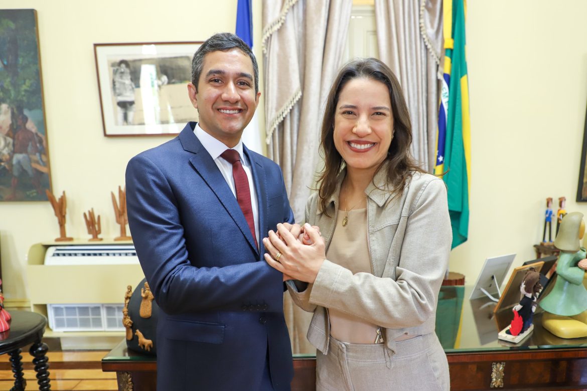 Prefeito de Tabira, Flávio Marques, defende reeleição de Raquel Lyra e vai articular apoio no PT