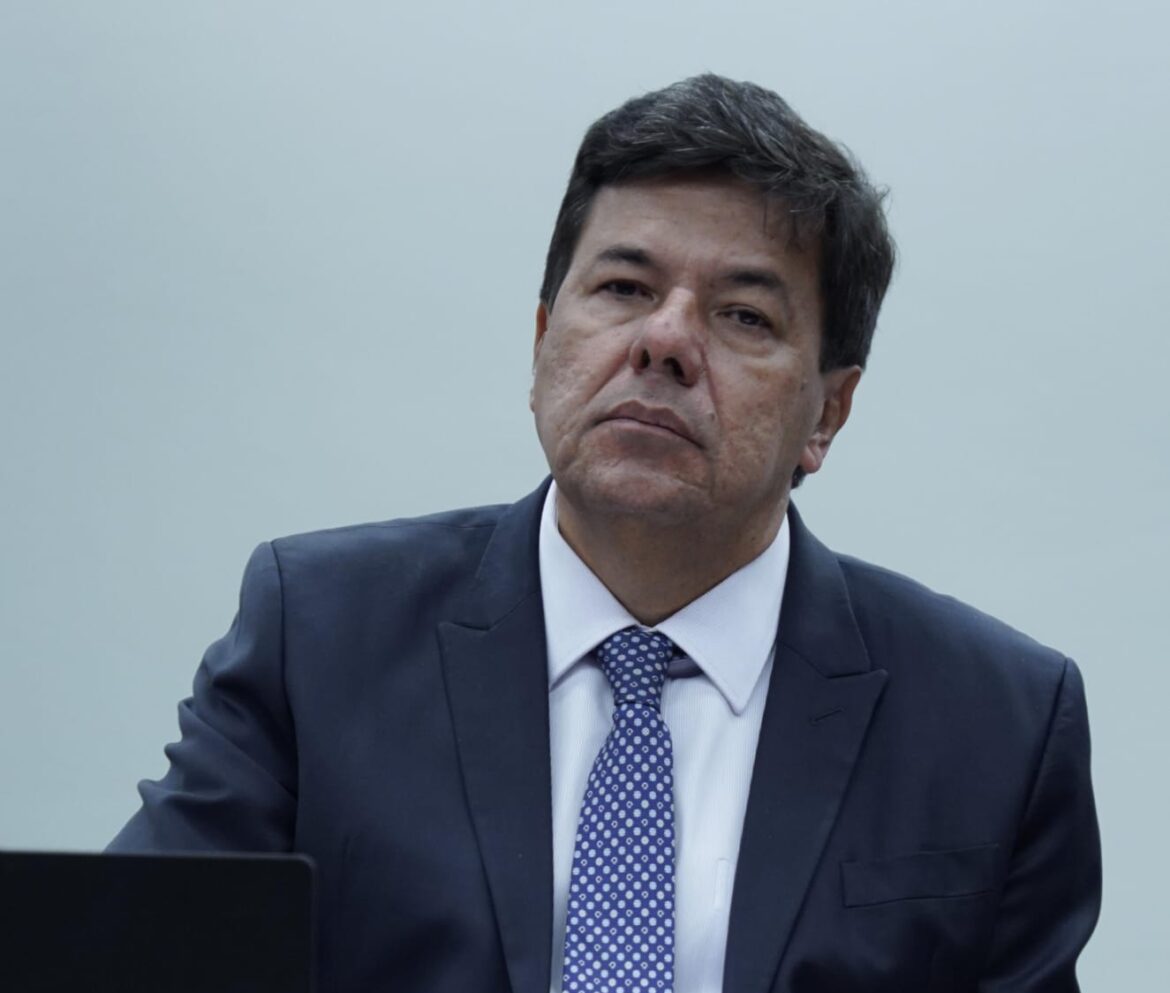 Mendonça Filho pede cancelamento da Federação União Progressista e alerta para impasses políticos