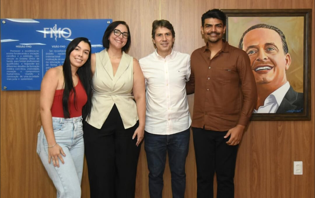 FACULDADE DE MEDICINA DE OLINDA EMPOSSA NOVO DIRETÓRIO ACADÊMICO