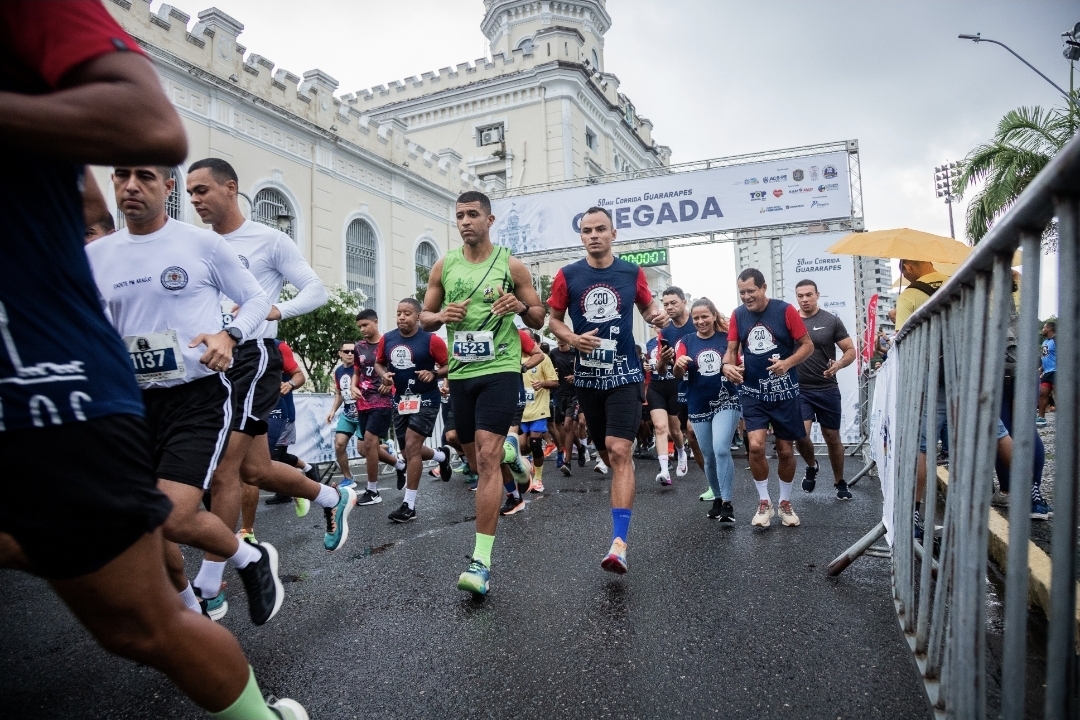 CONTAGEM REGRESSIVA PARA A TRADICIONAL CORRIDA GUARARAPES, PROMOVIDA PELA POLÍCIA MILITAR DE PERNAMBUCO