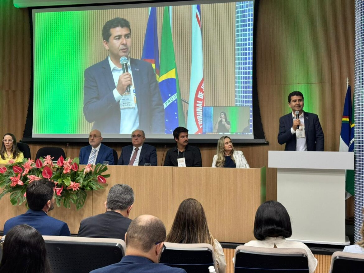 Ruben Lima representa a Amupe em seminário sobre regularização fundiária